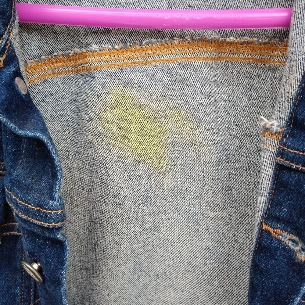 Hand painted denim jacket - Picture 5 of 7